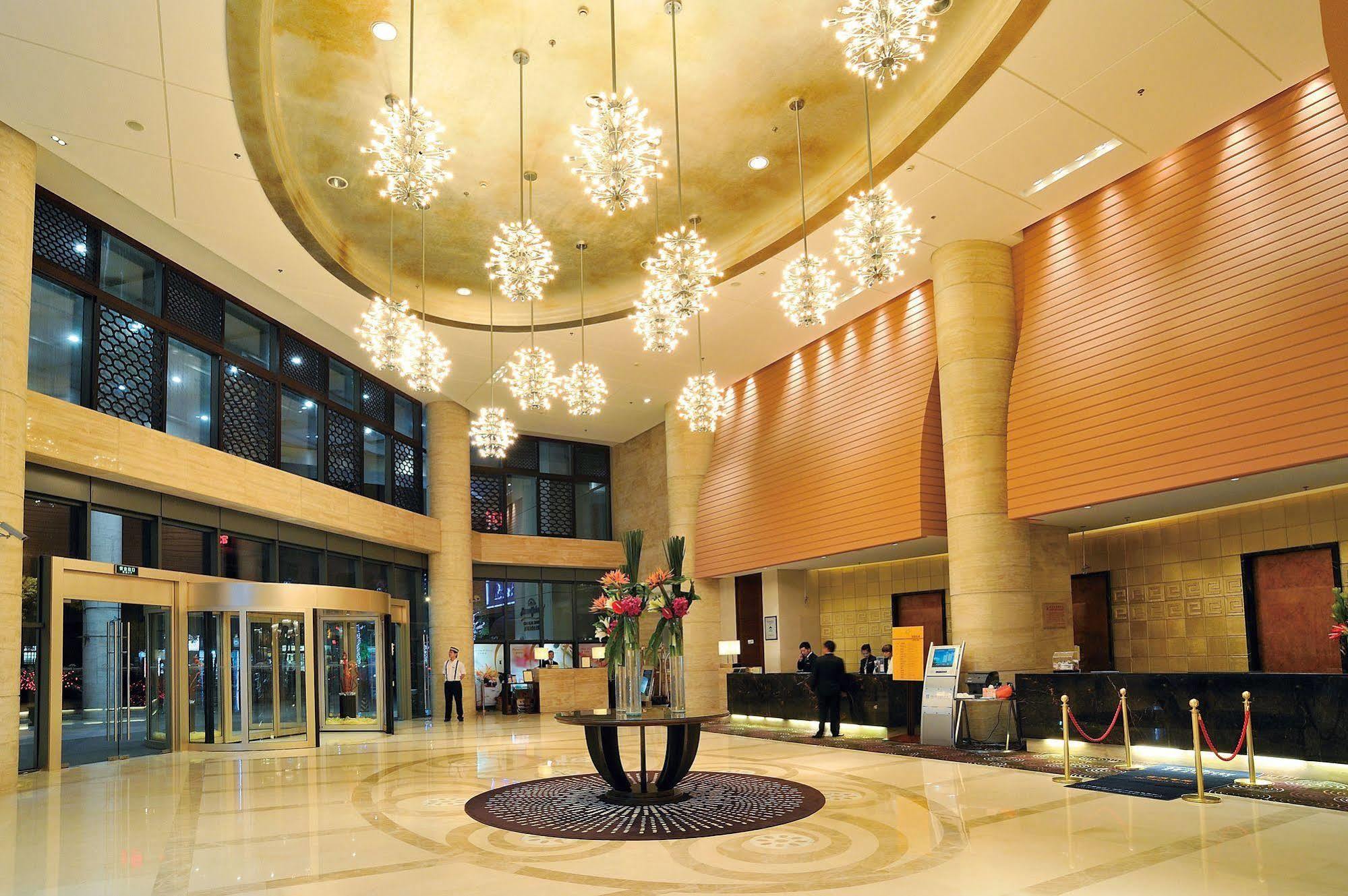 Howard Johnson Caida Plaza Şanghay Dış mekan fotoğraf