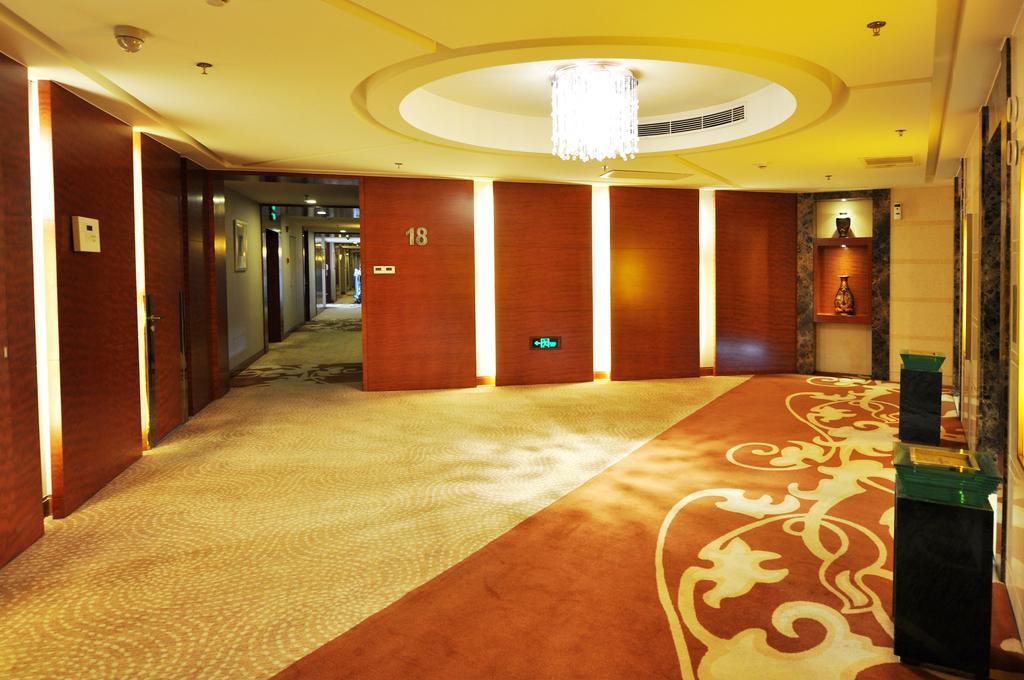 Howard Johnson Caida Plaza Şanghay Dış mekan fotoğraf